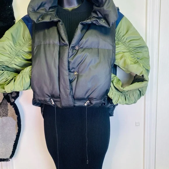 Zara Ribbed Black Midi Dress with Ruched Olive Green and Blue Bomber Sleeves - Picture 11 of 12